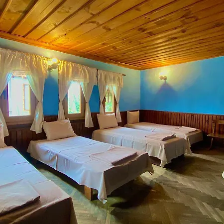 туристическа спалня богдан Lodge Koprivchtitsa